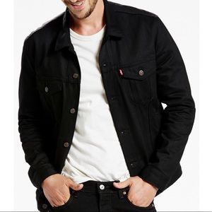 Levi’s Mens Black Denim Trucker Jacket